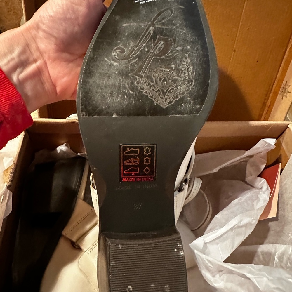 Free People Collection Rory Studded Shoe Boot
Size 7 - Picture 5 of 13
